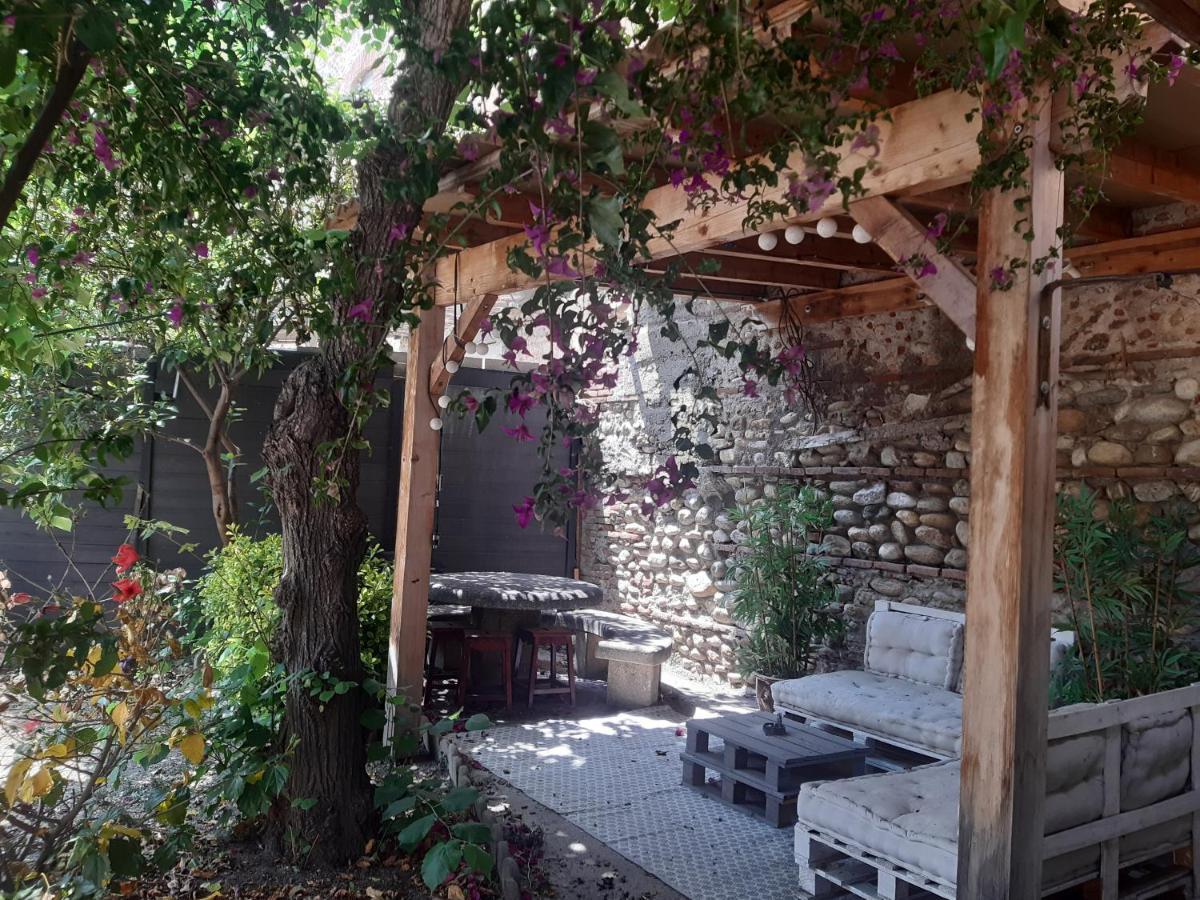Charmante Maison De Ville Avec Jardin Perpignan Luaran gambar