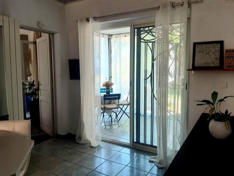 Charmante Maison De Ville Avec Jardin Perpignan Luaran gambar